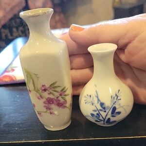Floral Antique Ceramic Miniature Asian Vases Set